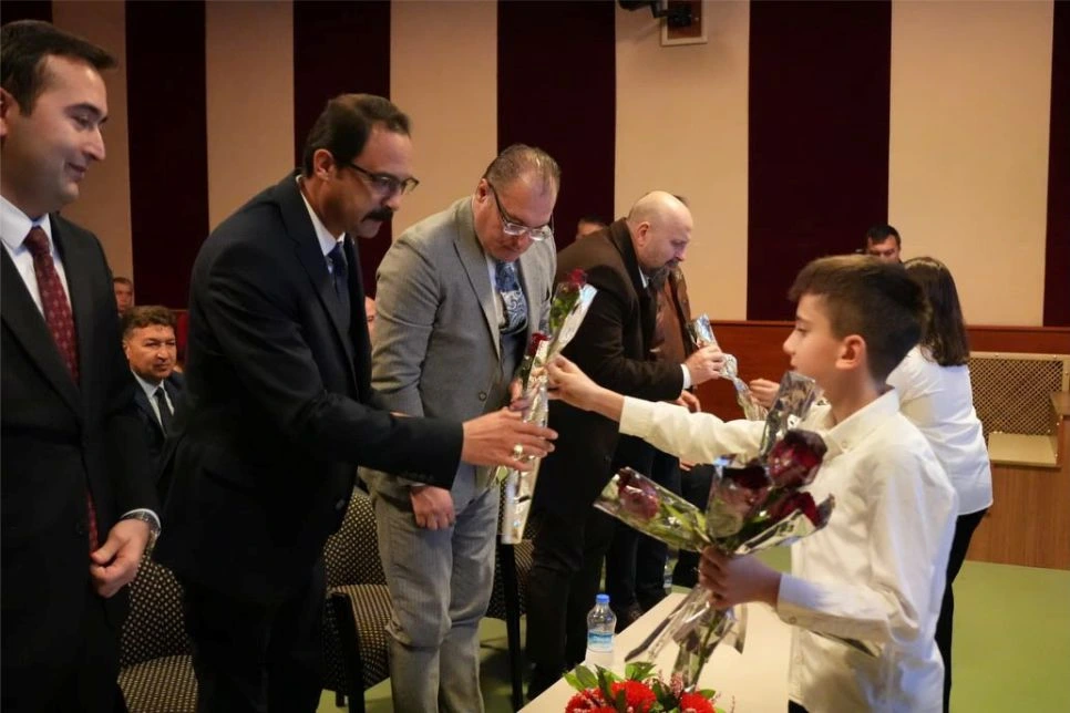 24 KASIM ÖĞRETMENLER  GÜNÜ PROGRAMI DÜZENLENDİ